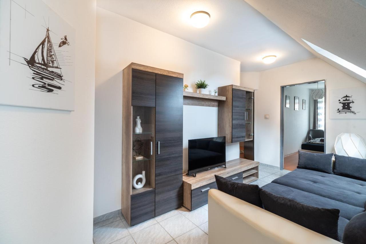 Grand Apartmanház Gyenesdiás Exterior foto